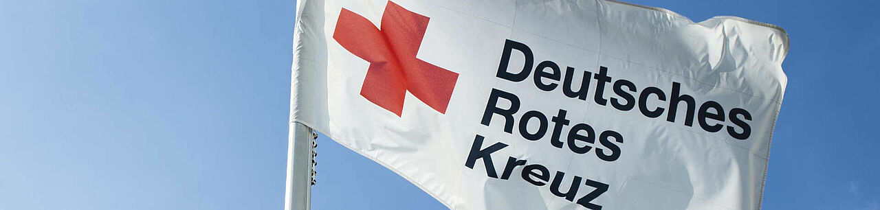 Fahne des DRK
