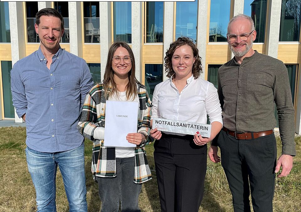 Notfallsanitäterinnen Abschluss 2026